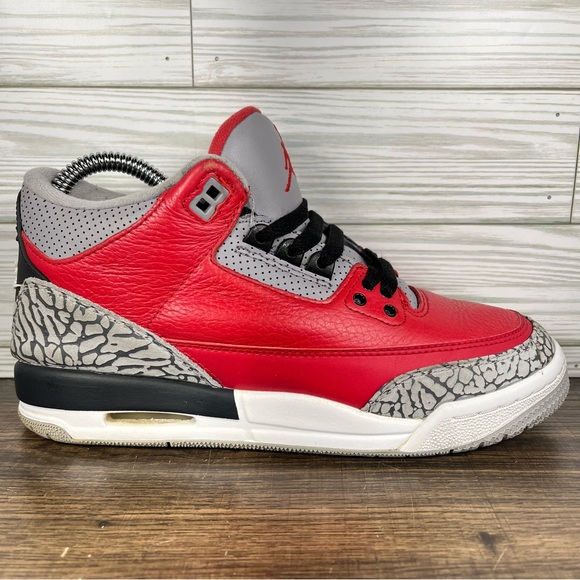Air Jordan 3 Retro SE GS Unite Youth Red Shoes - Youth 6Y - Women’s 7.5 - Picture 1 of 9
